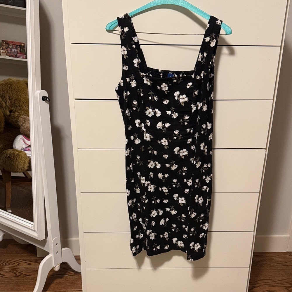 Old Navy Black Floral Midi Dress